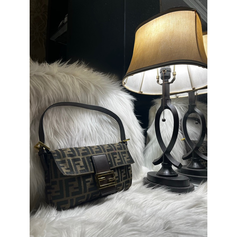 fendi mamma baguette canvas leather