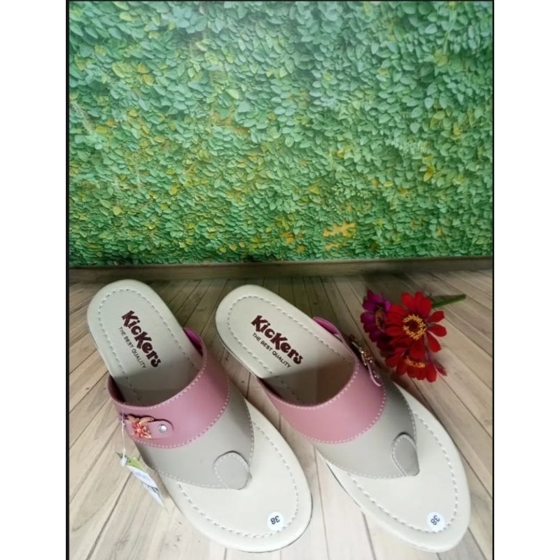 Sandal Wanita Kickers - Sandal Japit wedges terlaris