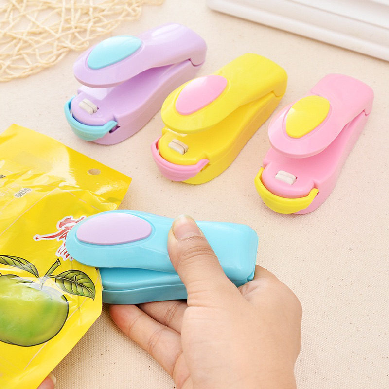 Colorful Portable Mini hand Sealer/ Perekat penutup Snack Makanan/ Hand Sealer