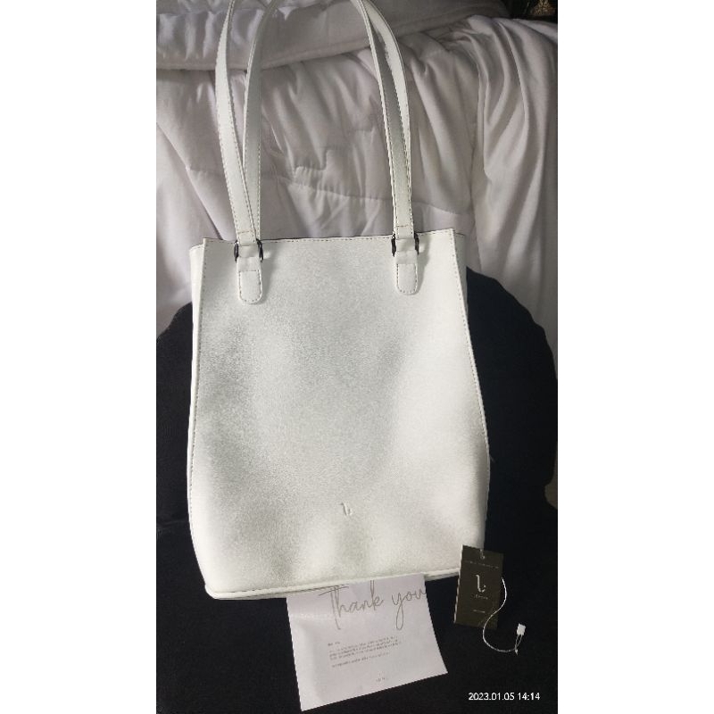 Preloved Bag White merk Levaya