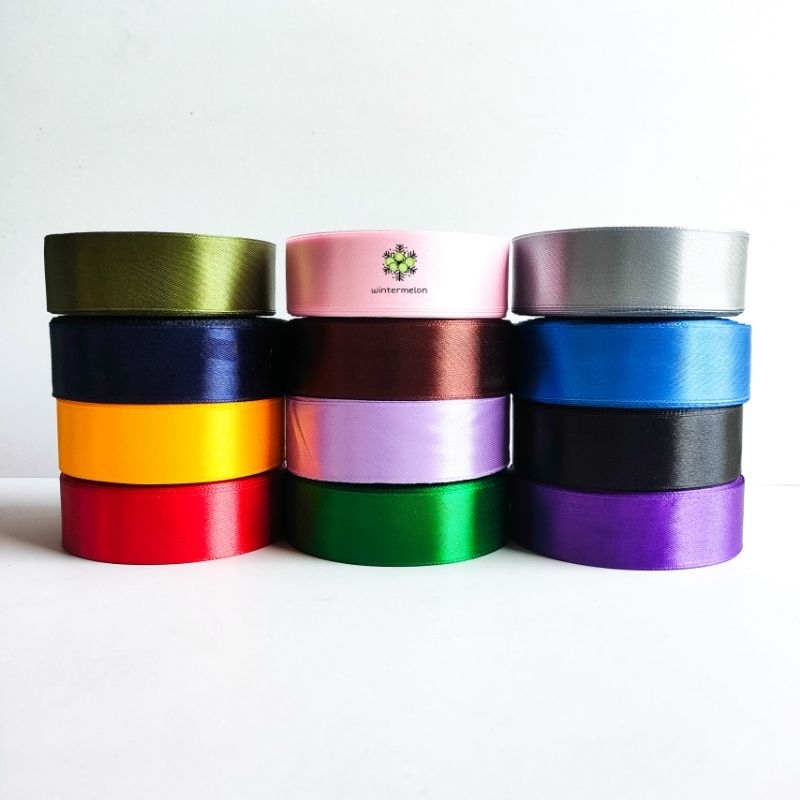 

1 Roll Pita Satin Berbagai Warna Merek Eagle Berbagai Ukuran / Pita Warna Warni Merek Eagle Panjang 25 Yards atau 22 Meter