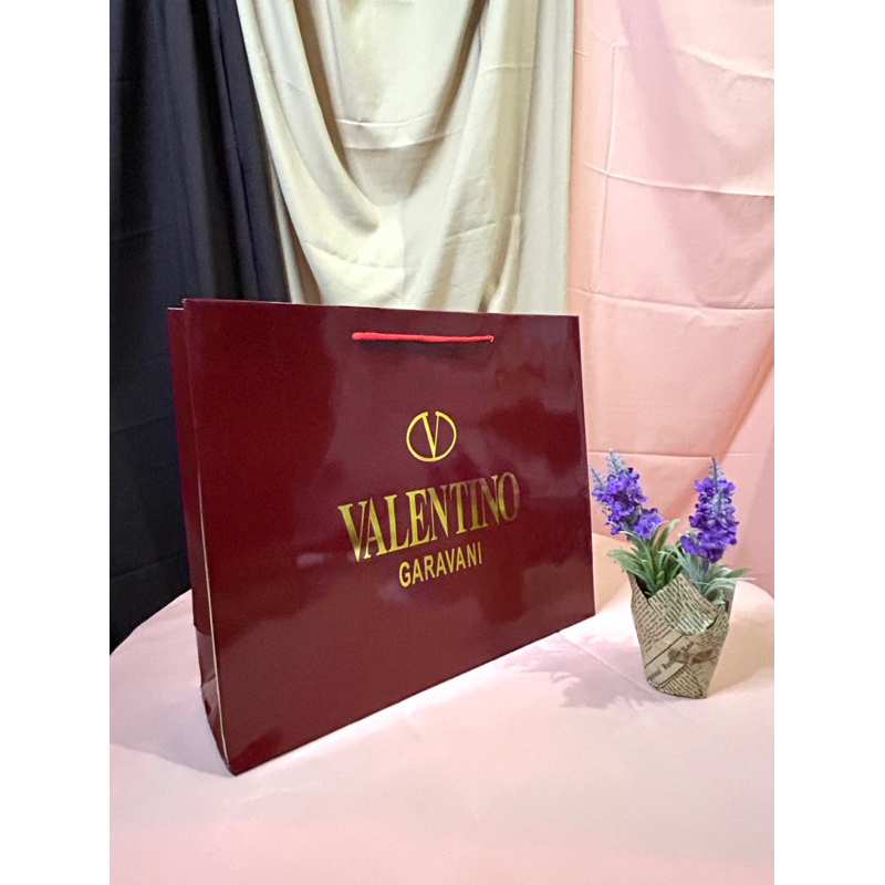 

Paper Bag VALENTINO Import Tebal Paper Bag Pembungkus Kado