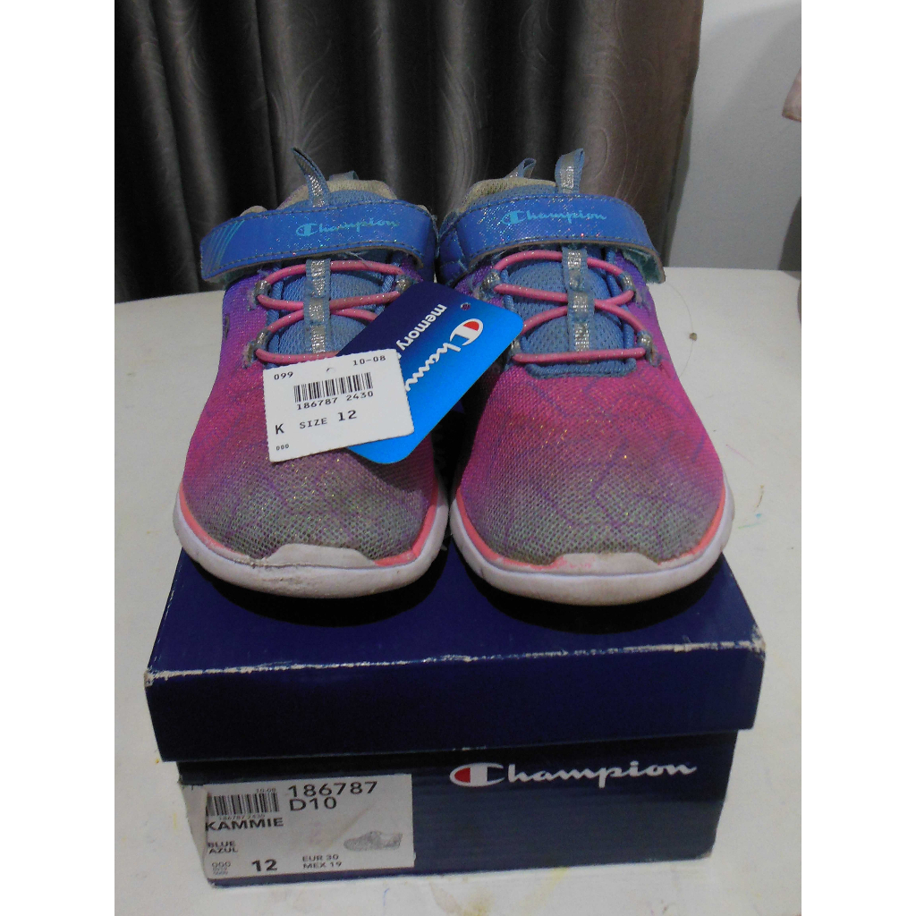 SEPATU ANAK / BRAND CHAMPION / PRELOVED