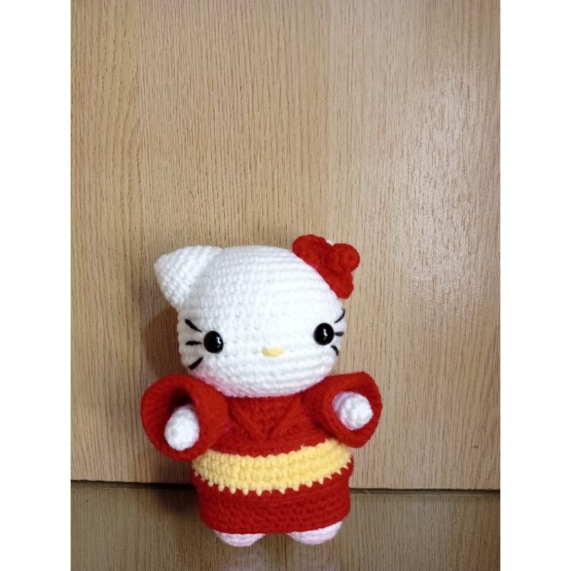 BONEKA RAJUT AMIGURUMI HELLO KITTY KIMONO