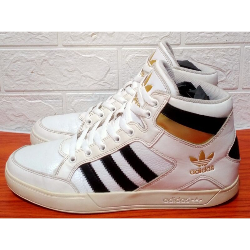 Sepatu pria Adidas hard court high second original