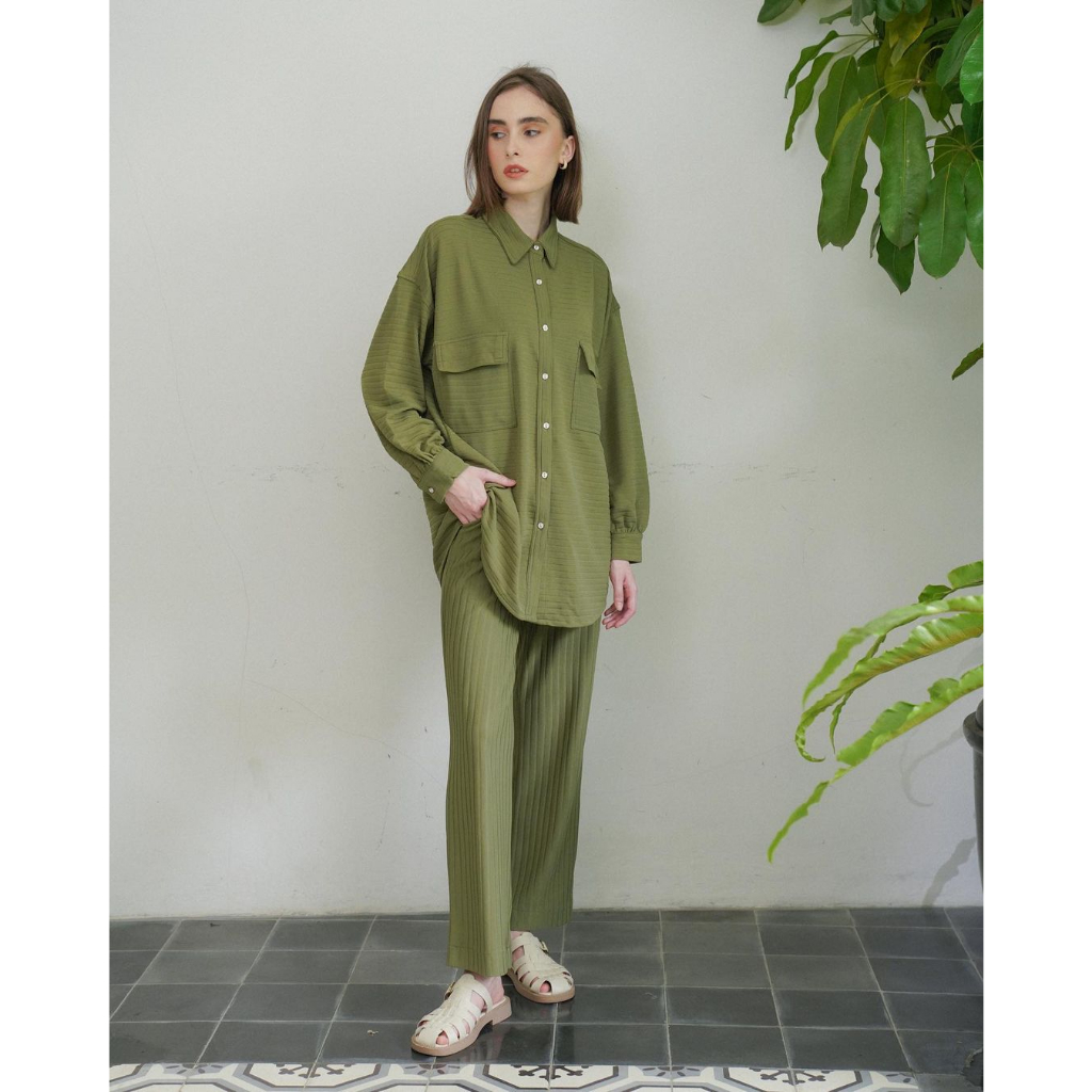 HYENA SHIRT OLIVE GREEN