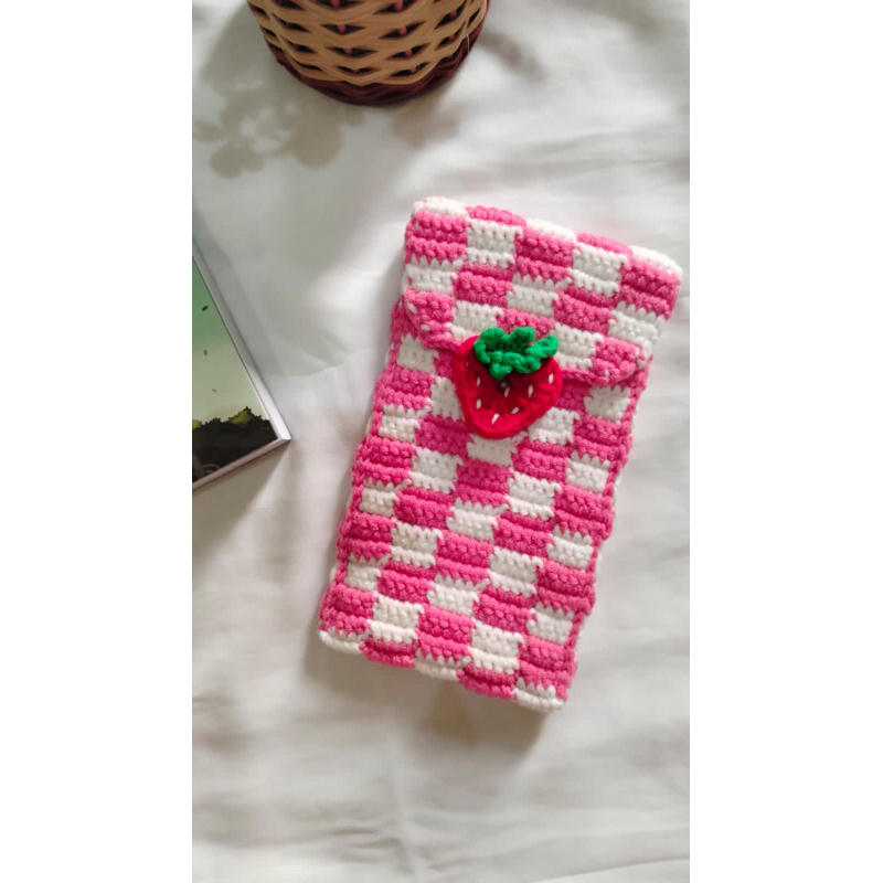 

Kotak Pensil Rajut/Crochet Pencil Case