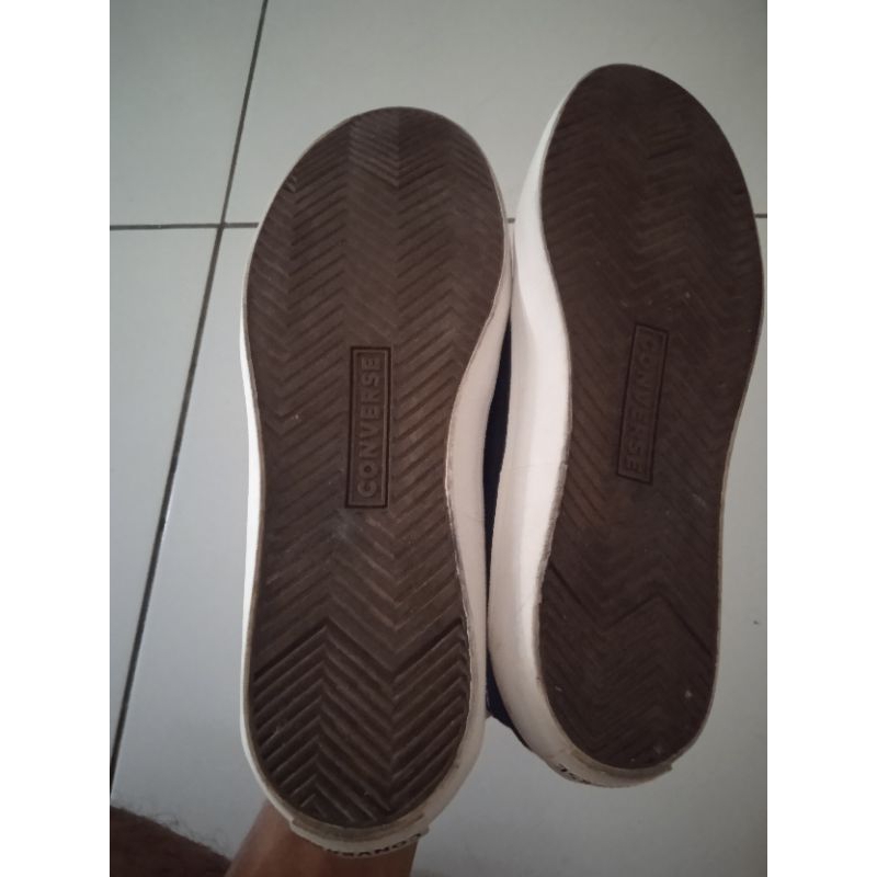 Converse women second