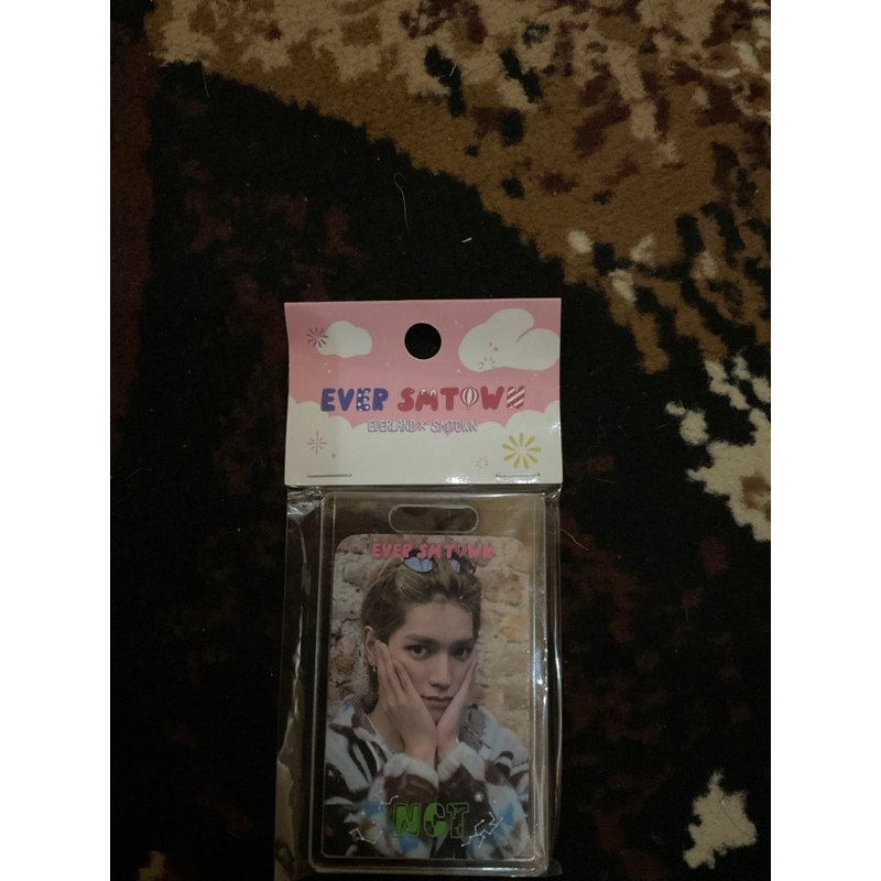 READY STOCK MD EVERLAND CARD PHOTO HOLDER TAEYONG NCT