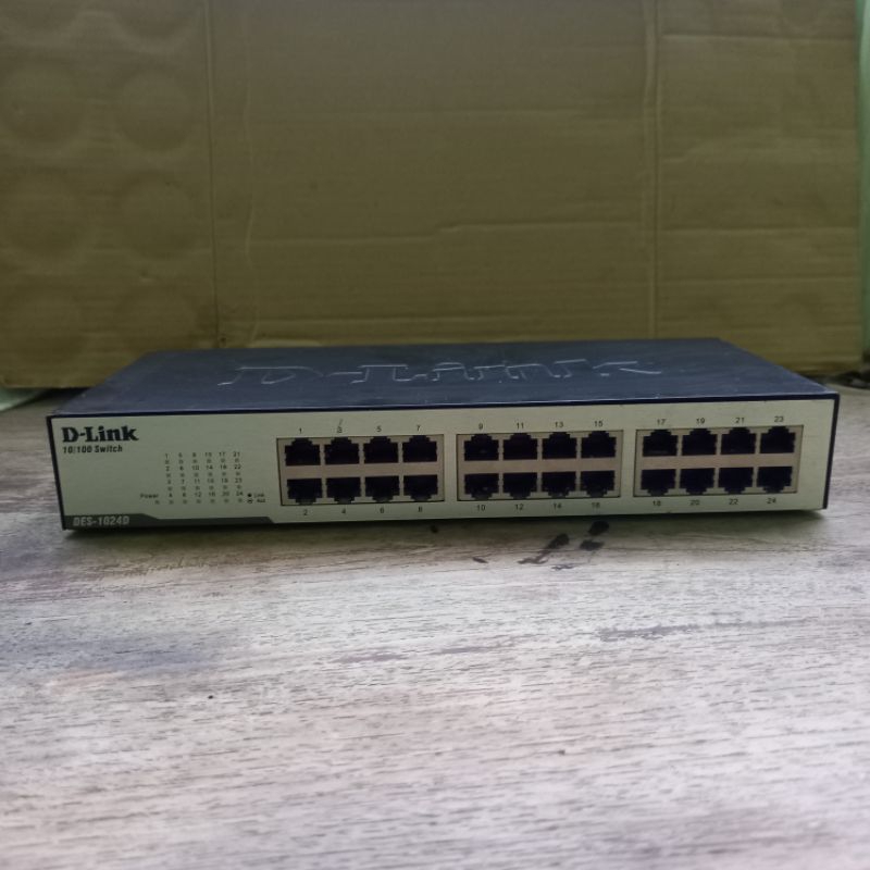 Switch Hub D-Link DES-1024D
