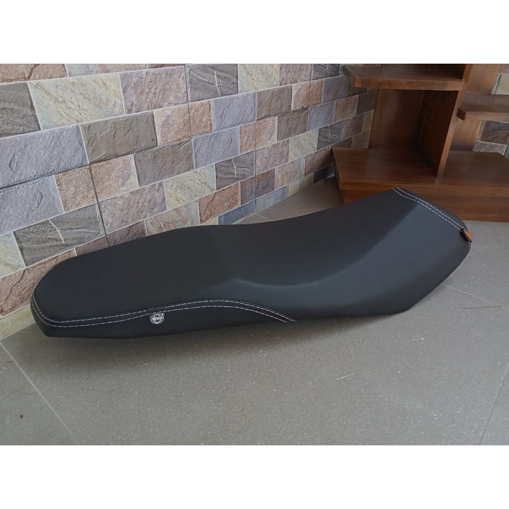 Jok beat karbu double seat kulit mbtech-Jok beat mbtech beat karbu double seat