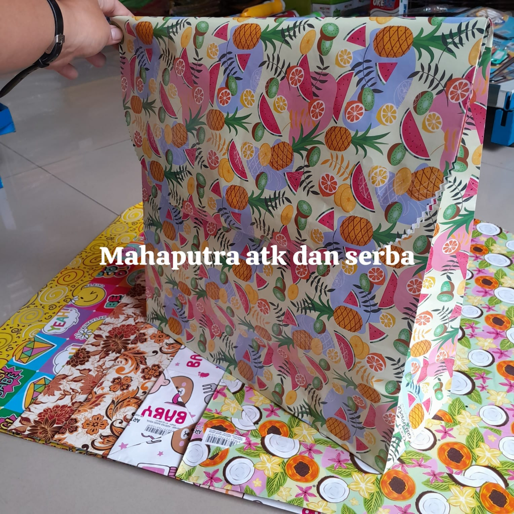 

KERTAS KADO JADI JUMBO 34x56 cm