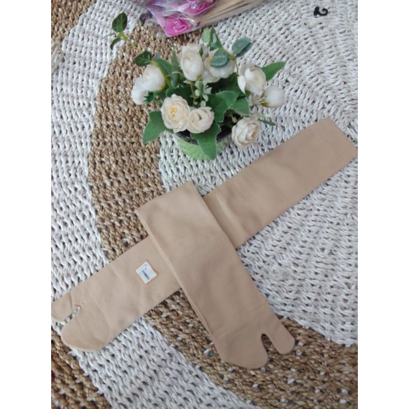 KAOS KAKI WANITA RABBANI PANJANG ORIGINAL PRODUK TERBARU DAN TERLARIS KAOS KAKI RABBANI RB 1 CREAM  