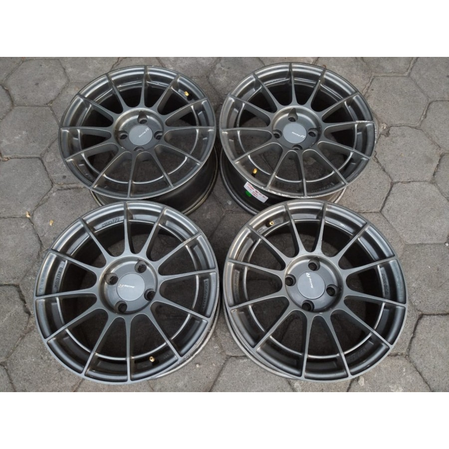 VELG MOBIL BEKAS RING15 BRIO MOBILIO FREED SIGRA SIRION YARIS