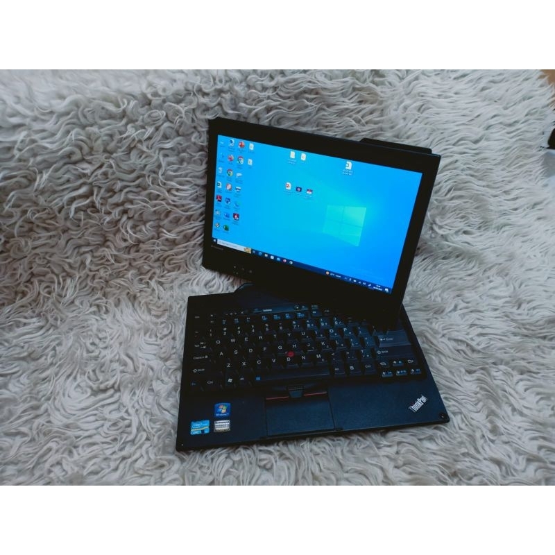 Notebook Lenovo Thinkpad X220 Tablet Ram 4gb SSD 120gb core i5 Ngebuttttt Layar sentuh