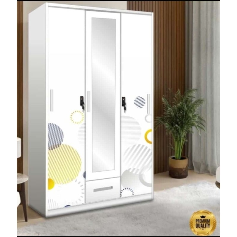 Lemari besi 3pintu sleding