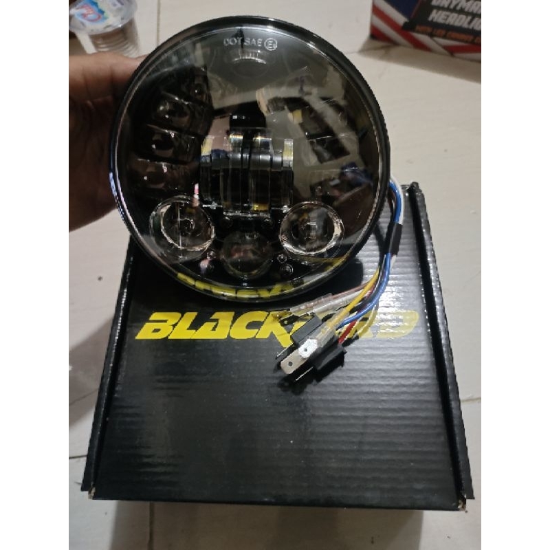 lampu daymaker 5,75 blackbird