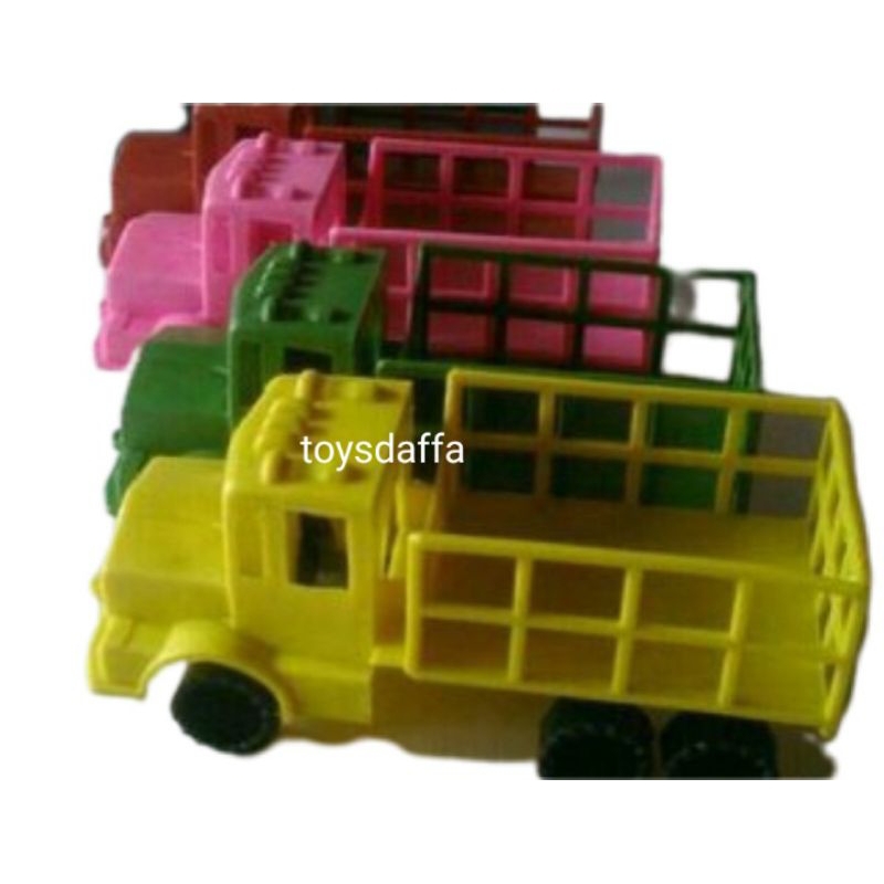 Mainan anak jadul truck angkut barang