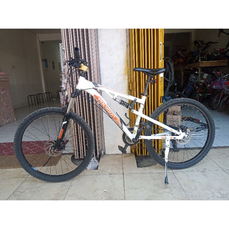 MTB full sus Polygon rayz 1 size 26 M