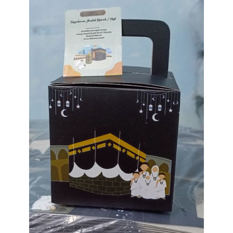 

kardus oleh-oleh haji dan umroh isi 10-50