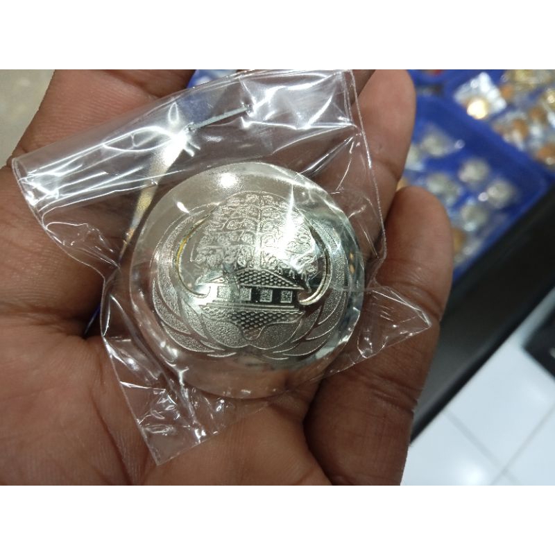 PIN KORPRI CEMBUNG LOGO TUMPUK WARNA SILVER MAGNET