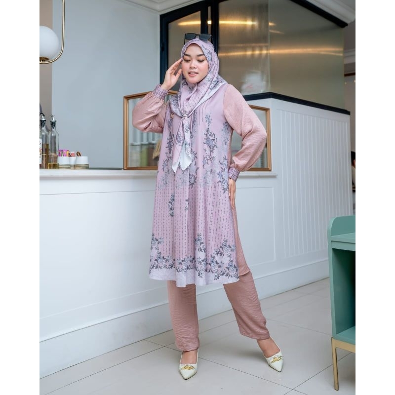 Almira Set// TUNIK CELANA DAN HIJAB