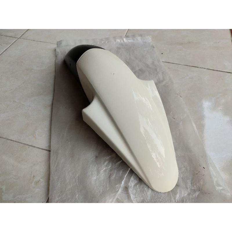 Spakbor Depan Suzuki RGR150 Sprinter New Original SGP Putih