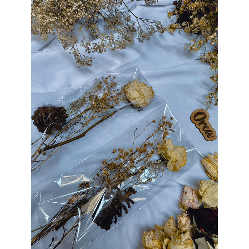 Paket bunga kering/bunga pikok kering bunga mawar kering bunga babby breath kering buket bunga kerin