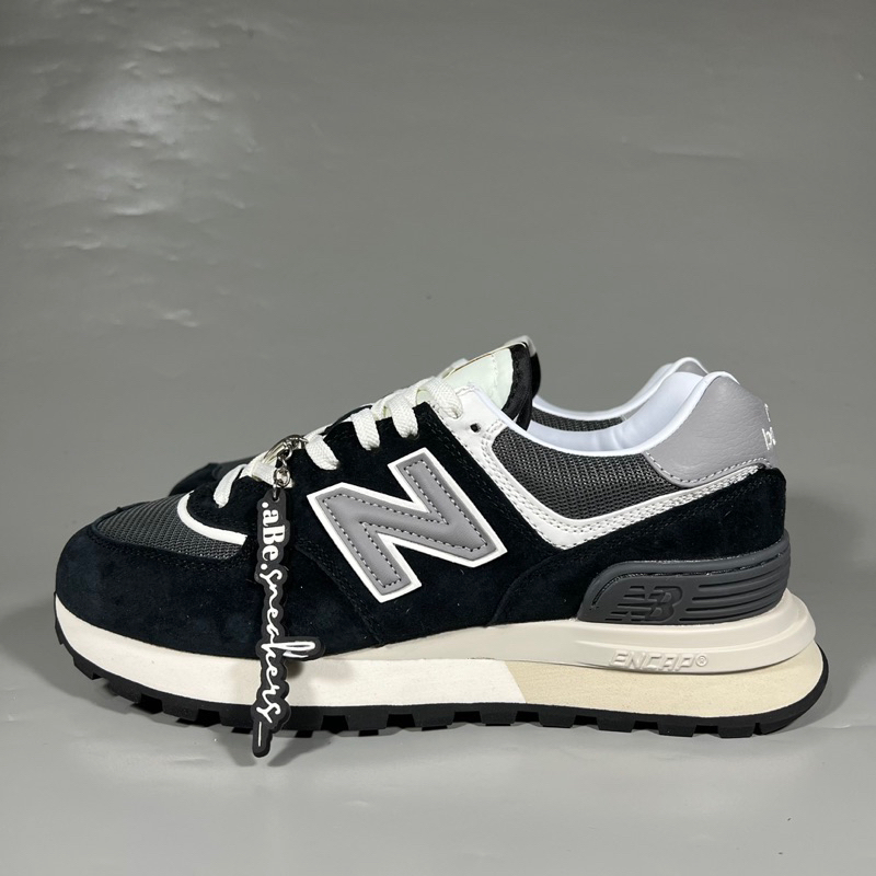 New Balance 574 Legacy Black white