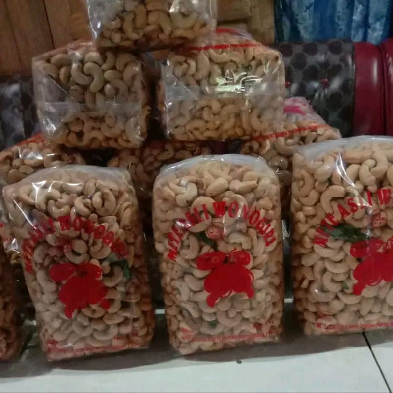 

kacang Mete goreng gurih 1kg