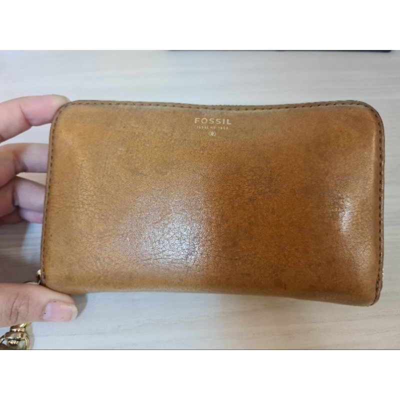 Preloved DompetFOSSIL