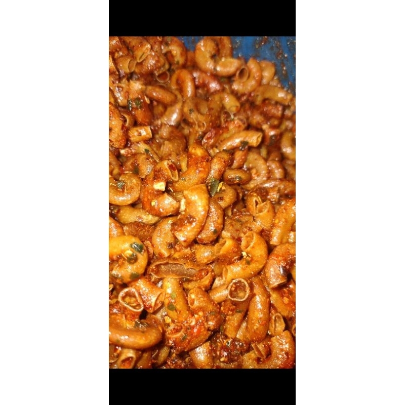 

Makaroni Bantet Daun Jeruk 1kg