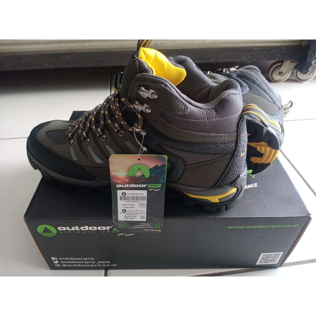 SEPATU OUTDOOR PRO LYNK