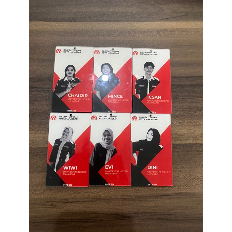 

Id card bahan akrilik tebal termurah se makassar / sepaket lanyard