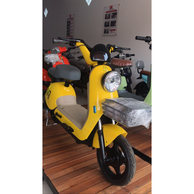 SEPEDA LISTRIK UWINFLY R7S