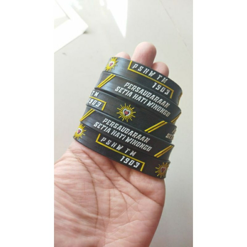 Gelang Pshw Karet ORI Best Seller Free Stiker
