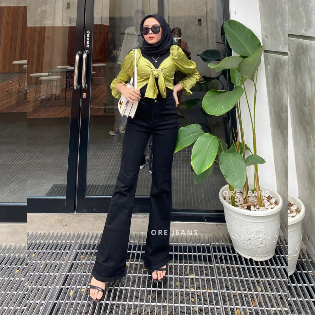 ORE - ZORA Cutbray Jeans Highwaist Deepblack Strecht Vintage Retro