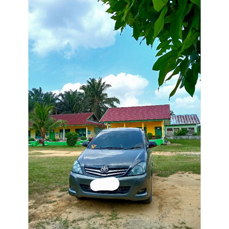 Bumper ,kap mesin ,fender dan grill innova 2010