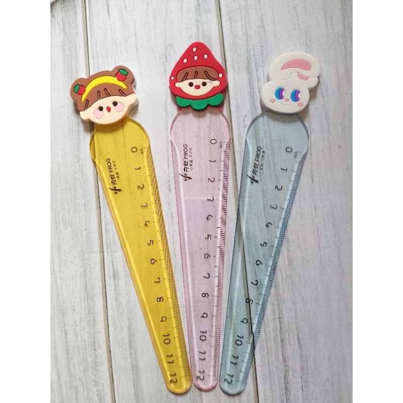 

PENGGARIS KARAKTER 12 CM TY-1634