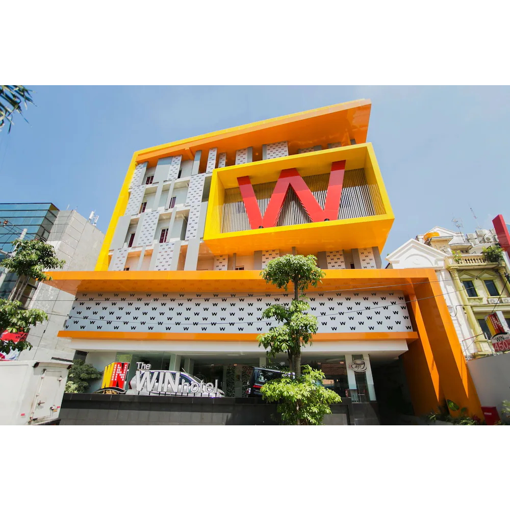 The WIN hotel Surabaya  Voucher Hotel Murah