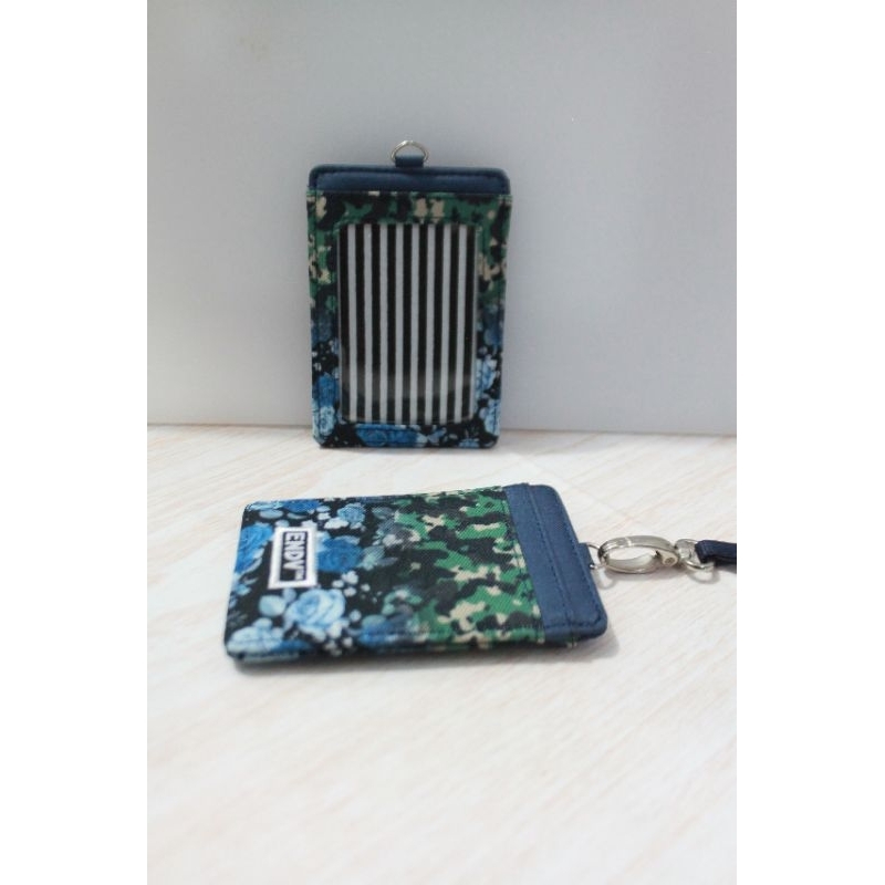 

ID CARD HOLDER MODEL KEKINIAN SIMPEL