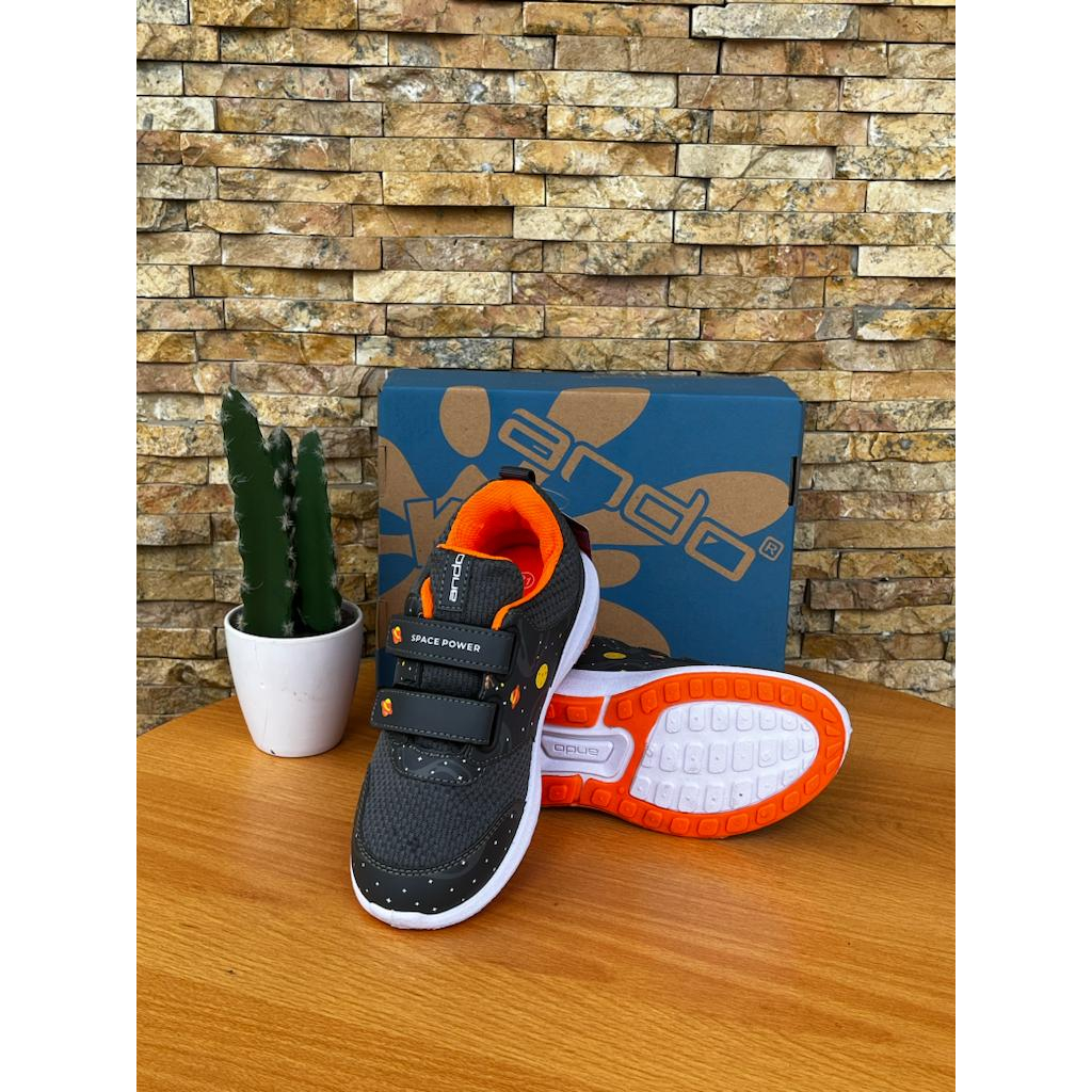 Sepatu Sekolah Casual Olahraga Anak Laki Laki Warna Hitam Orange Rekat Ando DE ROCKET Size 29-32