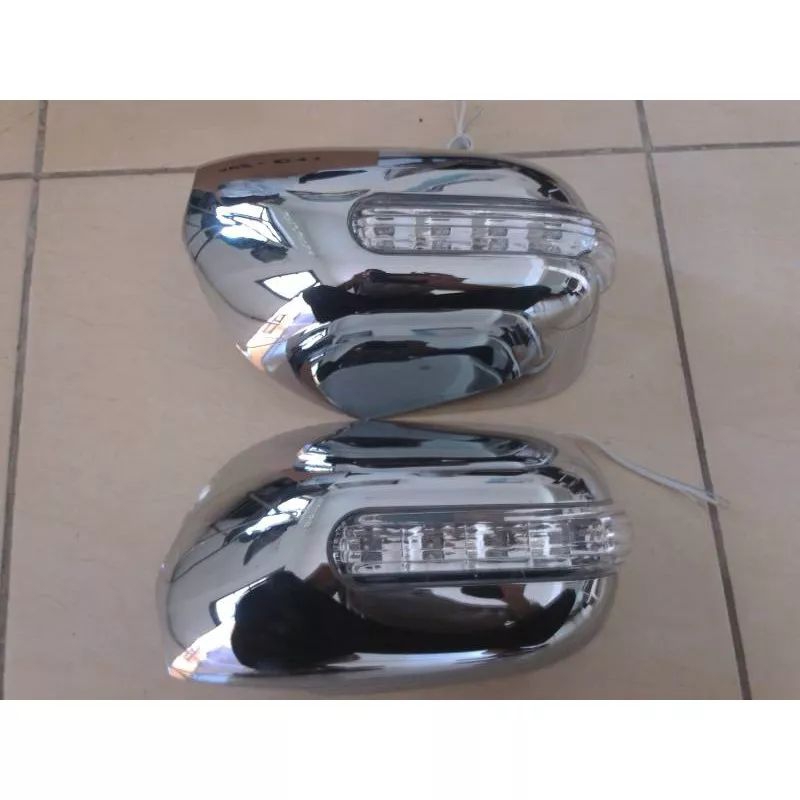 Cover spion  untuk Avanza lama tahun 2005 - 2011 Chrome lampu LED