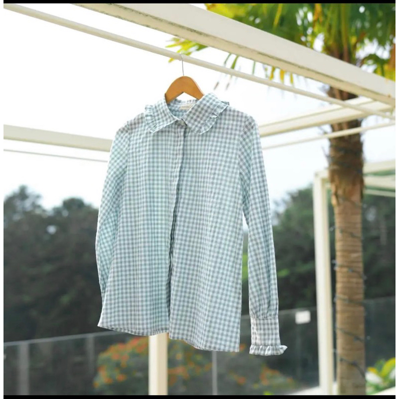 Sierra sage gingham top by Hijabchic