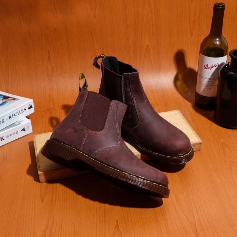sepatu Chelsea boots sepatu boot Chelsea kulit sapi asli