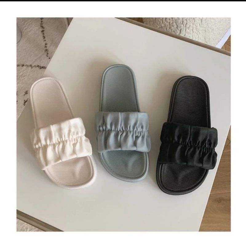 Sandal Jelly Serut Wanita Korea Import Karet Elastis Balance 202 - 6B