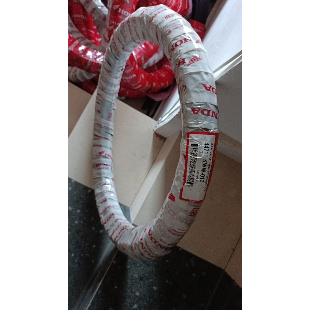 BAN LUAR BLADE/REVO ABSOLUTE/REVO FI DEPAN 70/90-17 TUBETYPE 44711-KWW-010