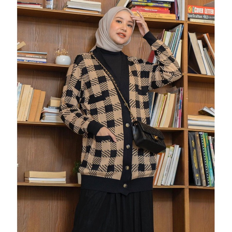 Chess knit cardigan Haideeorlin