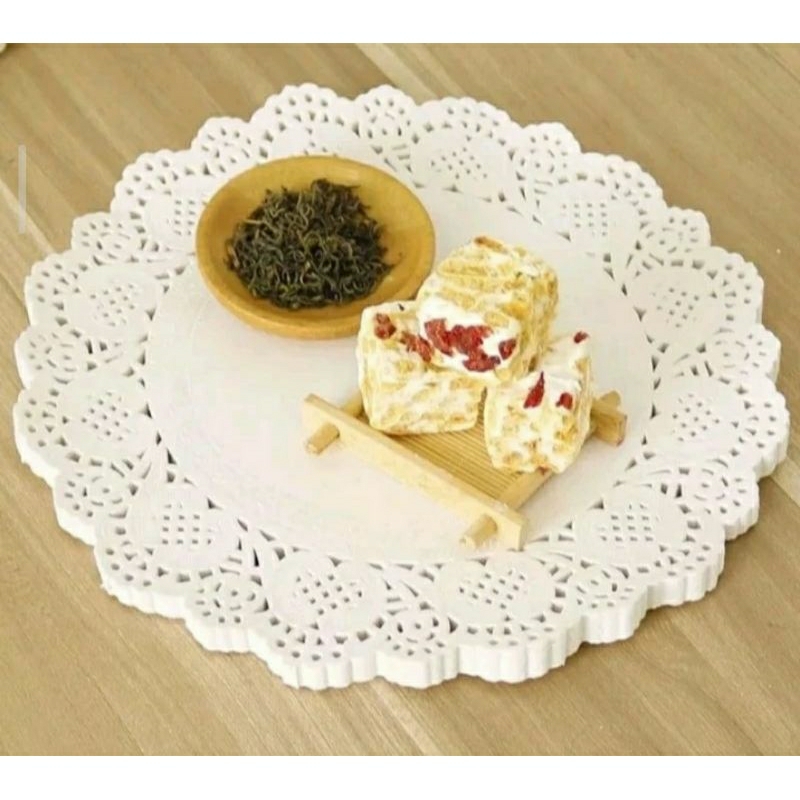 

ALAS KUE KERING 4,5MM 250pcs/TATAKAN TOPLES/ALAS KUE/DOILLES RENDA