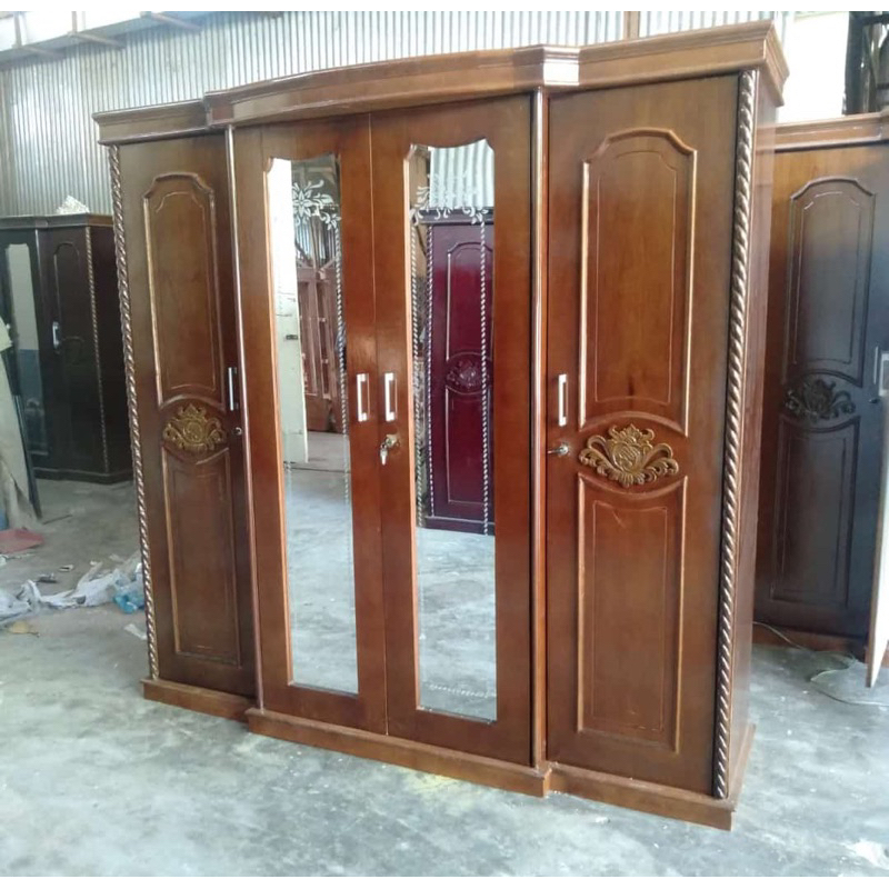 Lemari Pakaian Kayu 4 Pintu Jumbo